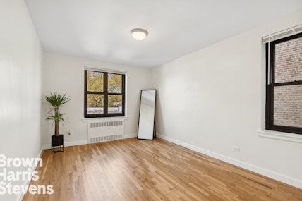 100 -11 67th Rd 314, Forest Hills, Queens, NY - 1 Bedrooms  
1 Bathrooms  
3 Rooms - 