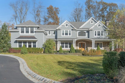 Property for Sale at 3 Bridle Way, Saddle River, New Jersey - Bedrooms: 6 
Bathrooms: 6.5 
Rooms: 14  - $3,700,000