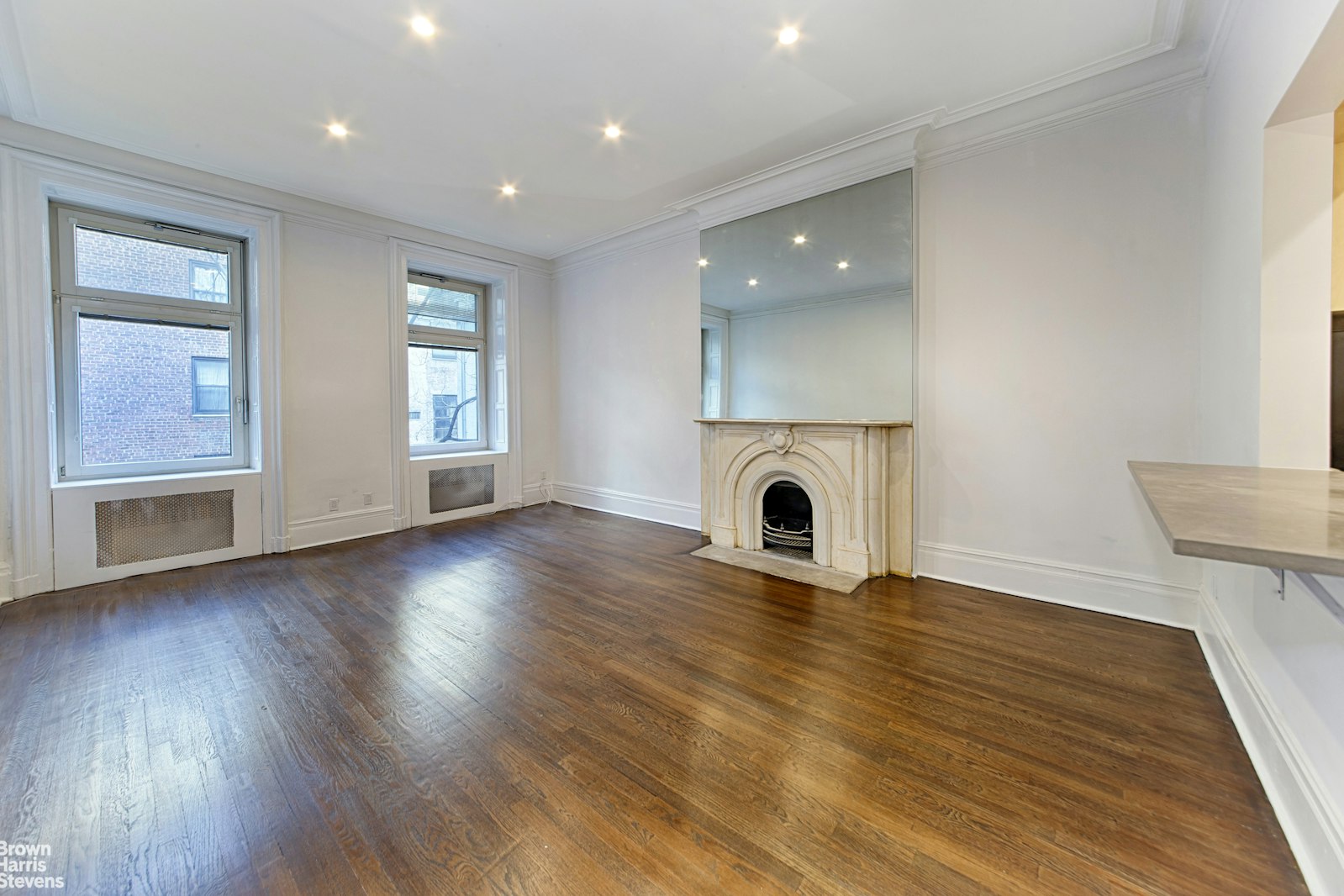 25 East 37th Street, #4B