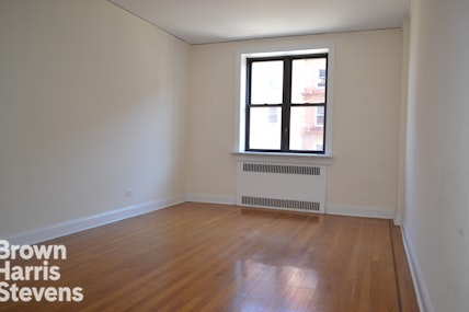 Rental Property at 802 West 190th Street 2D, Upper Manhattan, NYC - Bedrooms: 1 
Bathrooms: 1 
Rooms: 3  - $2,700 MO.