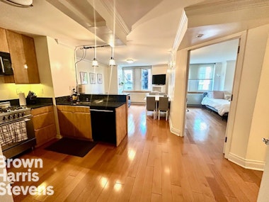 Rental Property at 404 East 76th Street 3L, Upper East Side, NYC - Bedrooms: 1 
Bathrooms: 1 
Rooms: 3  - $4,200 MO.