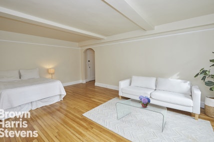 Rental Property at 319 East 50th Street 5F, Midtown East, NYC - Bathrooms: 1 
Rooms: 2  - $2,800 MO.