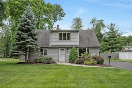 Property for Sale at 8 Bergen Drive, Cedar Grove, New Jersey - Bedrooms: 4 
Bathrooms: 2 
Rooms: 9  - $729,000