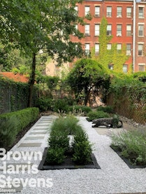 155 West 121st Street Garden, Upper Manhattan, NYC - 1 Bathrooms  
3 Rooms - 