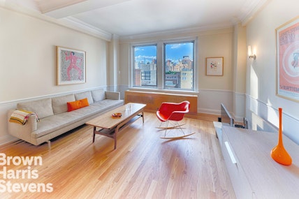 242 East 19th Street 11E, Gramercy Park, NYC - 1 Bedrooms  
1 Bathrooms  
3 Rooms - 