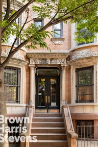 Property for Sale at 719 Carroll Street 1L, Park Slope, Brooklyn, NY - Bedrooms: 3 
Bathrooms: 1 
Rooms: 5  - $1,395,000