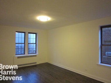 Remsen Street, Brooklyn Heights, Brooklyn, NY - 1 Bedrooms  
1 Bathrooms  
3 Rooms - 