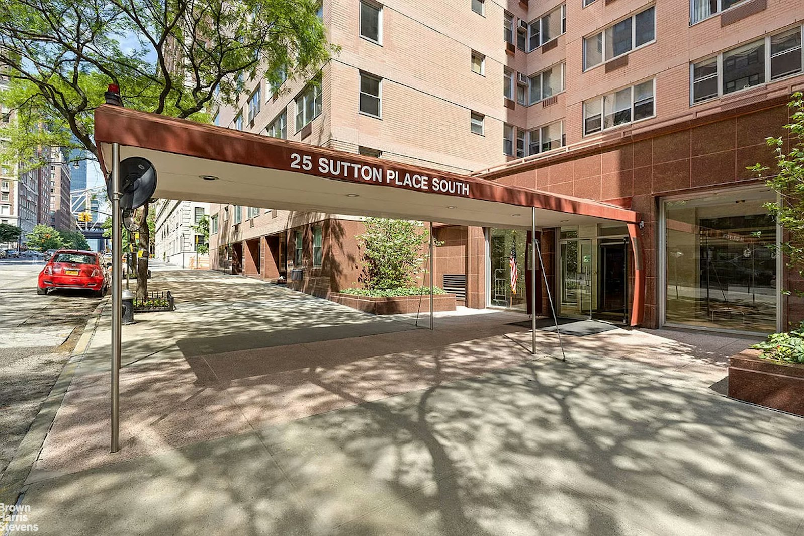 25 Sutton Place South 1M Sutton Place New York NY 10022