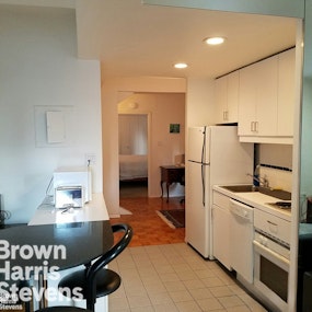 150 West 51st Street 1518, Midtown West, NYC - 1 Bedrooms  
1 Bathrooms  
3.5 Rooms - 