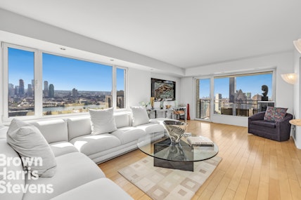 303 East 57th Street 41A, Midtown East, NYC - 2 Bedrooms  
3 Bathrooms  
5 Rooms - 