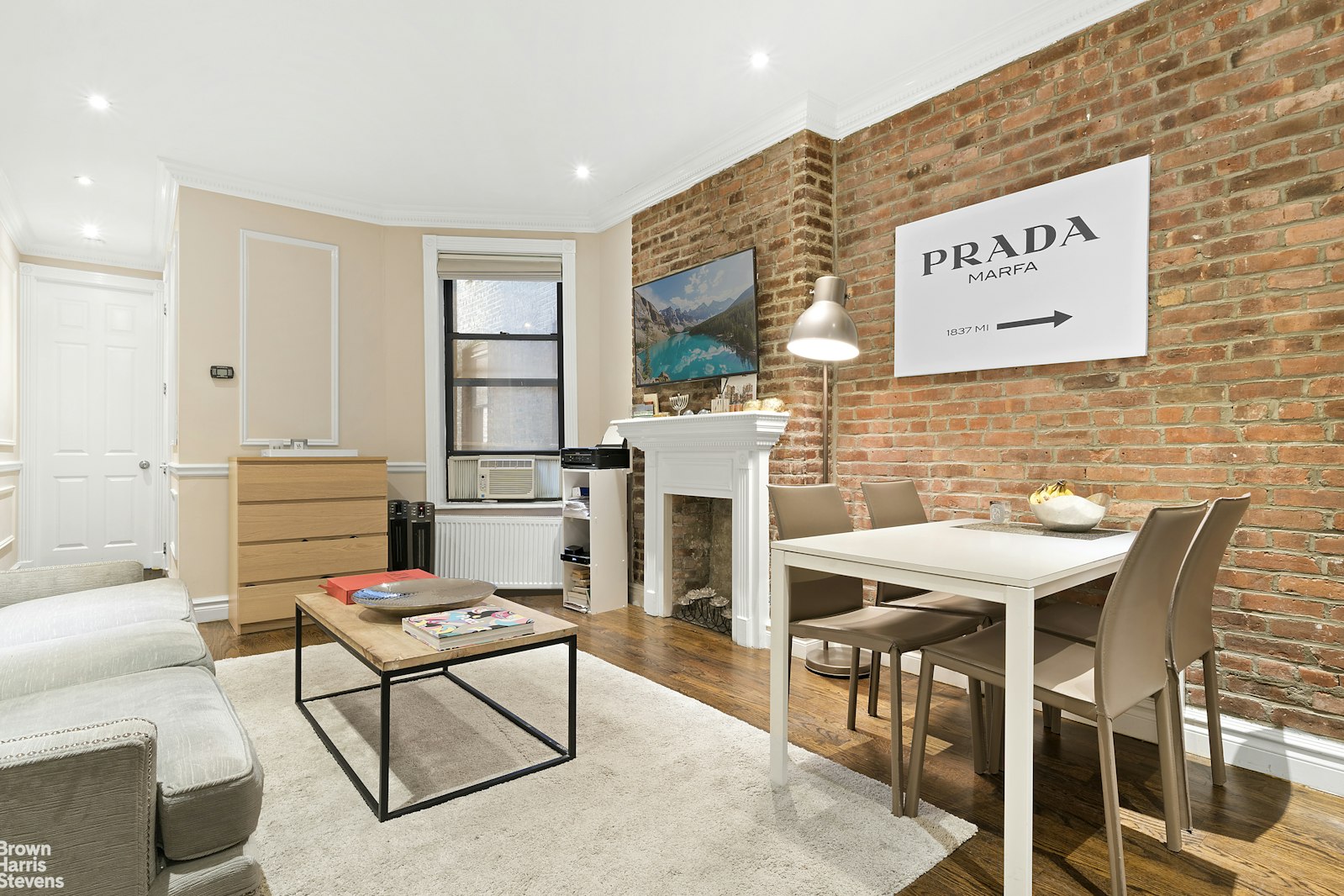 Photo 1 of 283 West 11th Street 2E, West Village, NYC, $7,400, Web #: 23107850