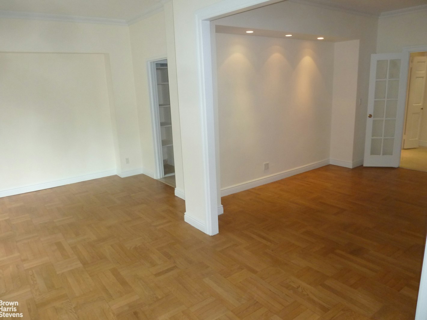 60 West 57th Street, #7K
