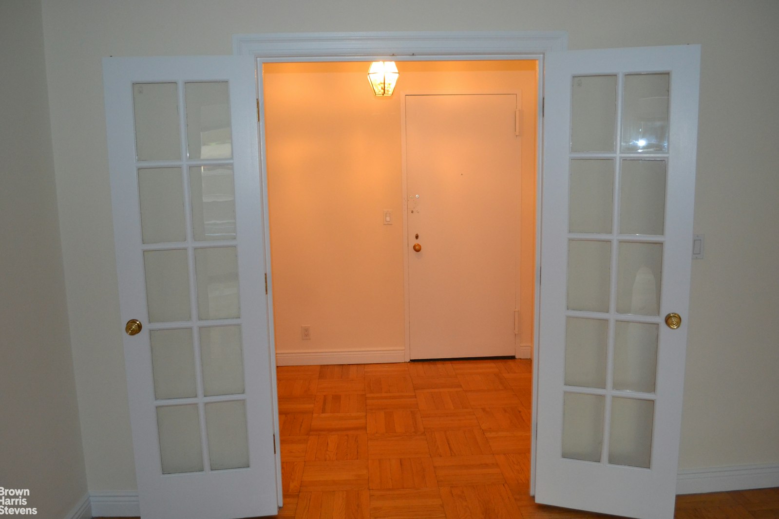 60 West 57th Street, #7K