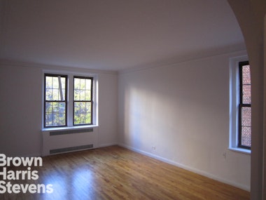 Remsen Street, Brooklyn Heights, Brooklyn, NY - 1 Bedrooms  
1 Bathrooms  
3 Rooms - 