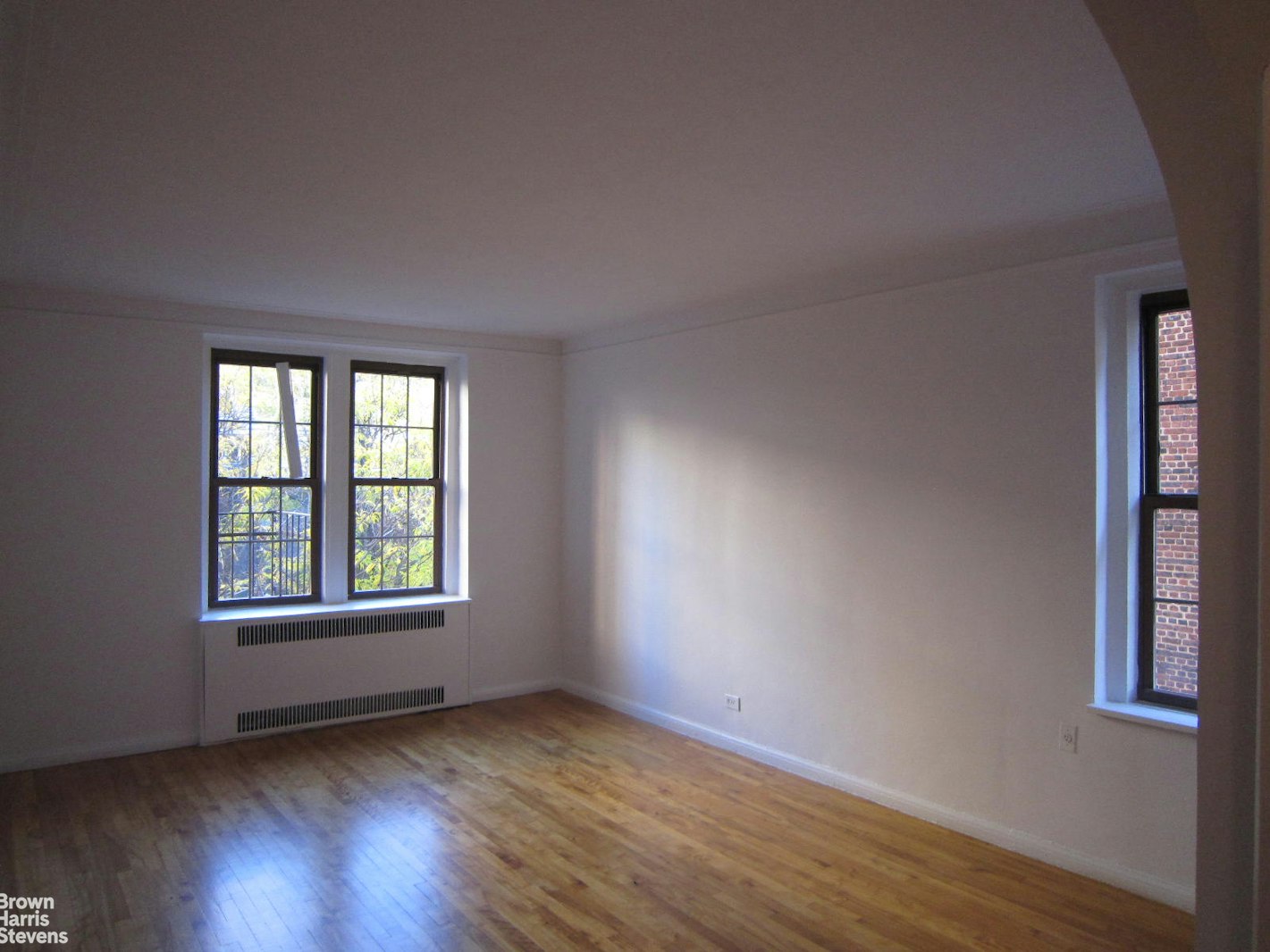 Photo 1 of Remsen Street, Brooklyn Heights, Brooklyn, NY, $3,900, Web #: 23138509