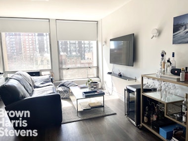 343 East 30th Street 6E, Kips Bay, NYC - 1 Bathrooms  
2.5 Rooms - 