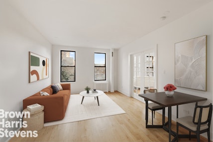 835 Riverside Drive 4I, Upper Manhattan, NYC - 2 Bedrooms  
1 Bathrooms  
4 Rooms - 