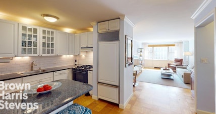 420 East 72nd Street 7G, Upper East Side, NYC - 1 Bedrooms  
1 Bathrooms  
3 Rooms - 