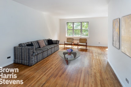 640 West 231st Street 3H, Riverdale, New York - 3 Bedrooms  
2 Bathrooms  
6 Rooms - 