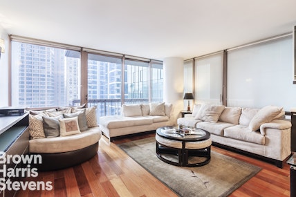 235 East 40th Street 11B, Midtown East, NYC - 1 Bedrooms  
1.5 Bathrooms  
3 Rooms - 