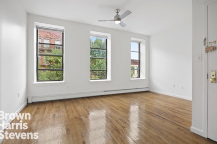 156 West 119th Street, Upper Manhattan, NYC - 1 Bedrooms  
1 Bathrooms  
3 Rooms - 