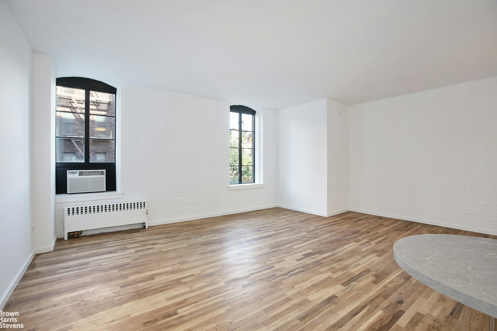 Photo 1 of 720 Greenwich Street 3P, West Village, NYC, $4,200, Web #: 23179448