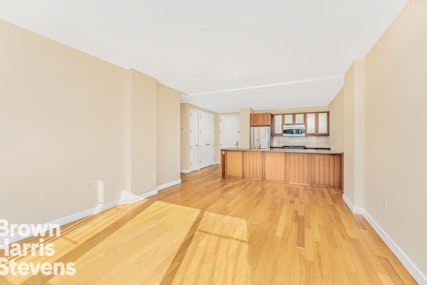 460 West 236th Street W6c, Riverdale, New York - 2 Bedrooms  
2 Bathrooms  
4 Rooms - 