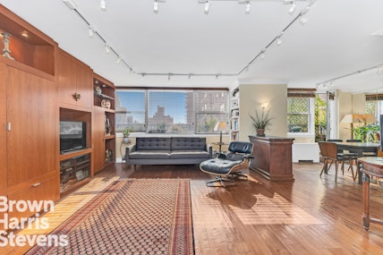 501 East 79th Street 17E, Upper East Side, NYC - 1 Bedrooms  
1 Bathrooms  
3.5 Rooms - 