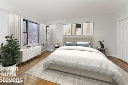 200 East 15th Street 10H, Gramercy Park, NYC - 1 Bedrooms  
1 Bathrooms  
4 Rooms - 