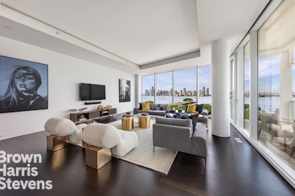 Property for Sale at 165 Charles Street Ru14, West Village, NYC - Bedrooms: 2 
Bathrooms: 2.5 
Rooms: 5  - $8,000,000