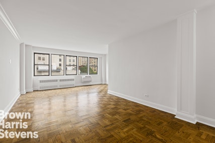 200 East 15th Street 5E, Gramercy Park, NYC - 1 Bathrooms  
2 Rooms - 