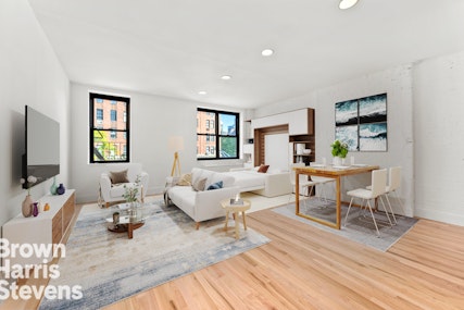 410 West 23rd Street 3F, Chelsea, NYC - 1 Bathrooms  
2 Rooms - 