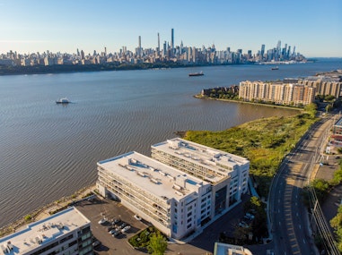 Property for Sale at 3 Somerset Lane 309, Edgewater, New Jersey - Bedrooms: 2 
Bathrooms: 2 
Rooms: 6  - $947,500