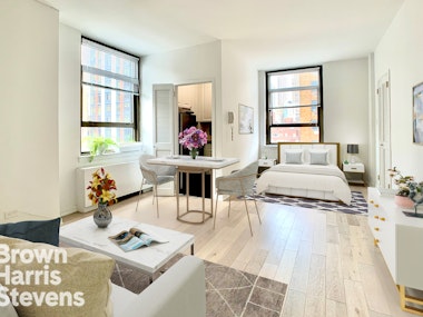 4 Park Avenue 12A, Midtown East, NYC - 1 Bathrooms  
2.5 Rooms - 