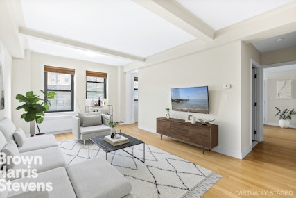 230 Riverside Drive 8K, Upper West Side, NYC - 1 Bedrooms  
1 Bathrooms  
3 Rooms - 