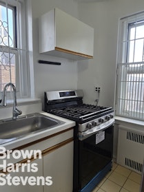 65 -41 Booth St 6K, Rego Park, Queens, NY - 1 Bathrooms  
3 Rooms - 