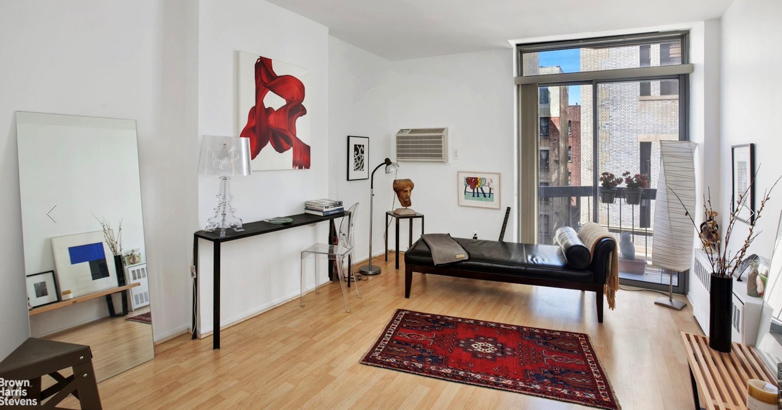 Photo 1 of 184 Thompson Street 3G, Greenwich Village, NYC, $765,000, Web #: 23221327