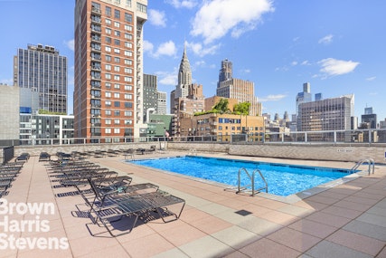 300 East 40th Street 15E, Murray Hill, NYC - 1 Bathrooms  
2 Rooms - 