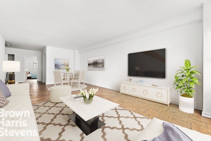 445 East 80th Street 11G, Upper East Side, NYC - 3 Bedrooms  
2 Bathrooms  
5 Rooms - 