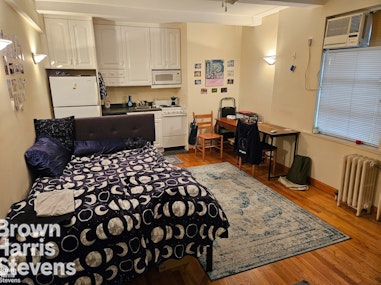 333 East 43rd Street 103, Midtown East, NYC - 1 Bathrooms  
2 Rooms - 