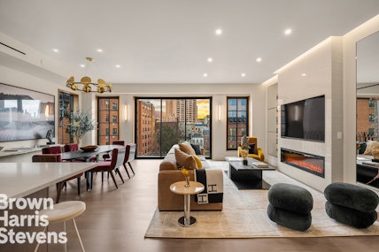 303 West 113th Street Ph, Upper West Side, NYC - 4 Bedrooms  
4 Bathrooms  
6 Rooms - 