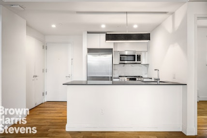 595 Baltic Street 3/G, Boerum Hill, Brooklyn, NY - 3 Bedrooms  
2 Bathrooms  
6 Rooms - 