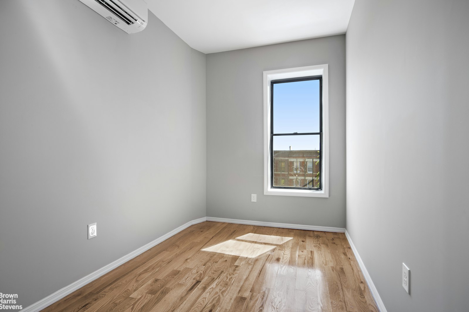 295 Macdonough Street, #3