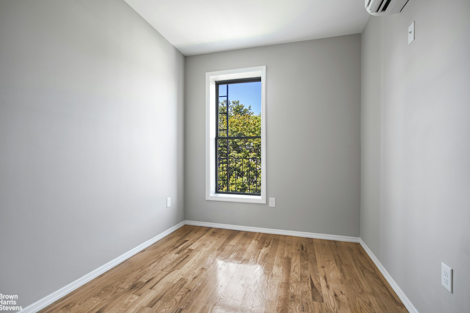 295 Macdonough Street, #3
