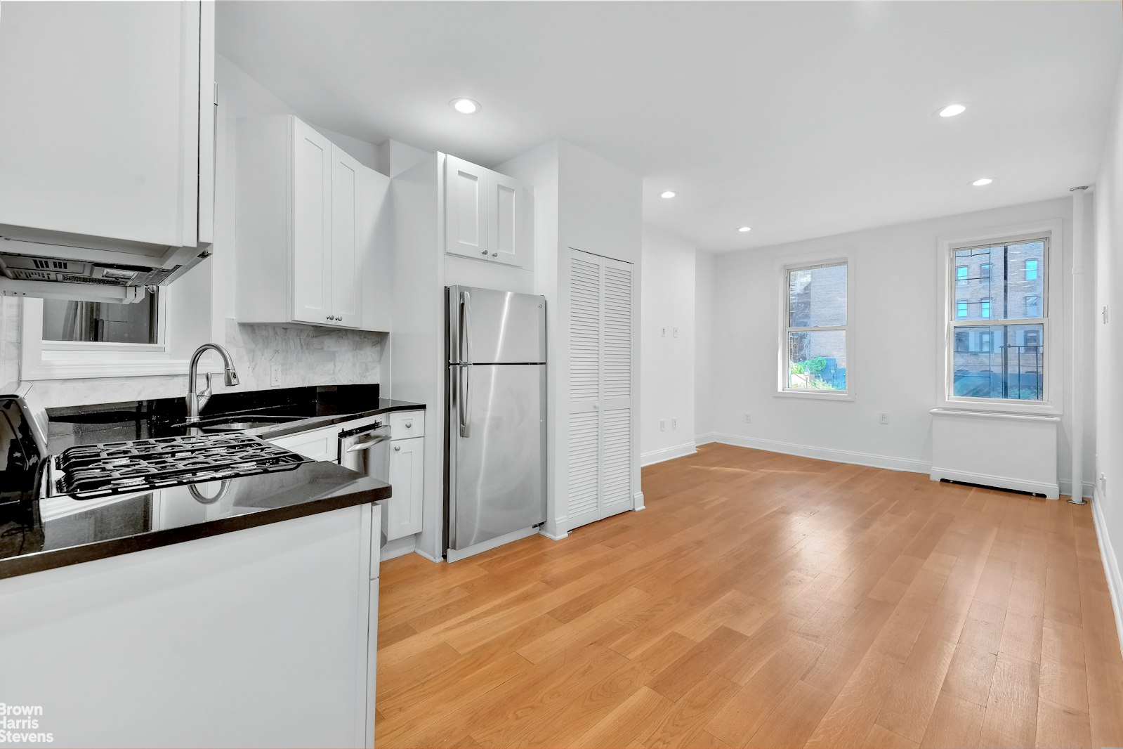 Photo 1 of 34 East 4th Street 2Fw, Noho, NYC, $3,950, Web #: 23239487