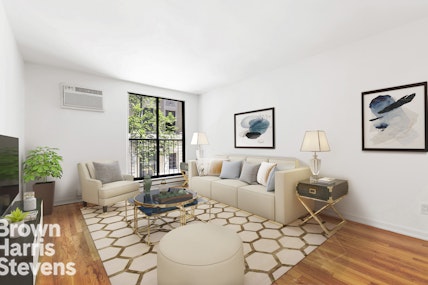 Rental Property at 134 East 22nd Street 204, Gramercy Park, NYC - Bedrooms: 1 
Bathrooms: 1 
Rooms: 3  - $4,400 MO.