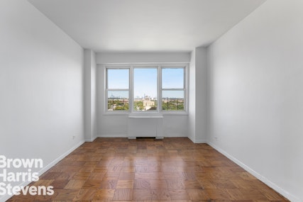 1170 Ocean Parkway 12K, Midwood, Brooklyn, NY - 3 Bedrooms  
2 Bathrooms  
5 Rooms - 