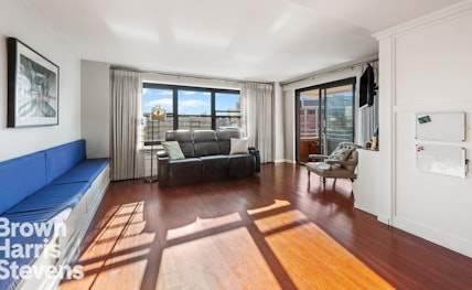 Property for Sale at 208 East Broadway J1201/07, Lower East Side, NYC - Bedrooms: 2 
Bathrooms: 3 
Rooms: 6  - $2,250,000