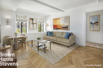 393 West End Avenue 2D, Upper West Side, NYC - 2 Bedrooms  
2 Bathrooms  
4 Rooms - 