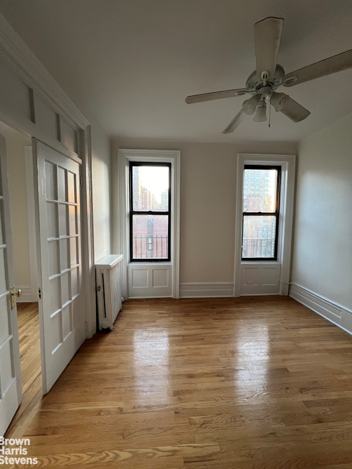 Photo 1 of 61 East 95th Street 18, Upper East Side, NYC, $4,500, Web #: 23262062